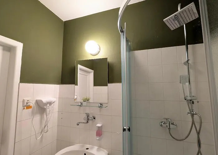 Flat In -503- *